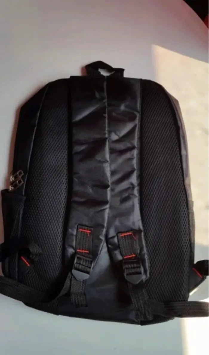 Sac à dos noir coutures rouge neuf - photo numéro 2