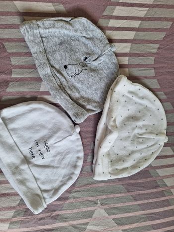 Lot de 3 bonnets de naissance
