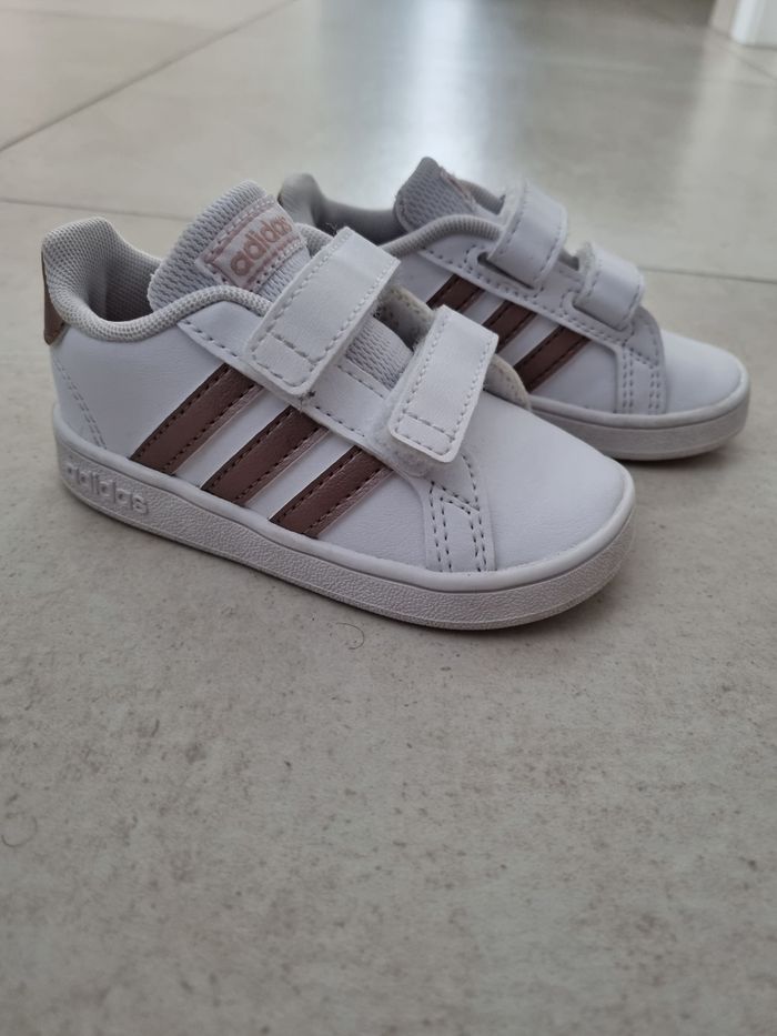 Basket adidas - photo numéro 2