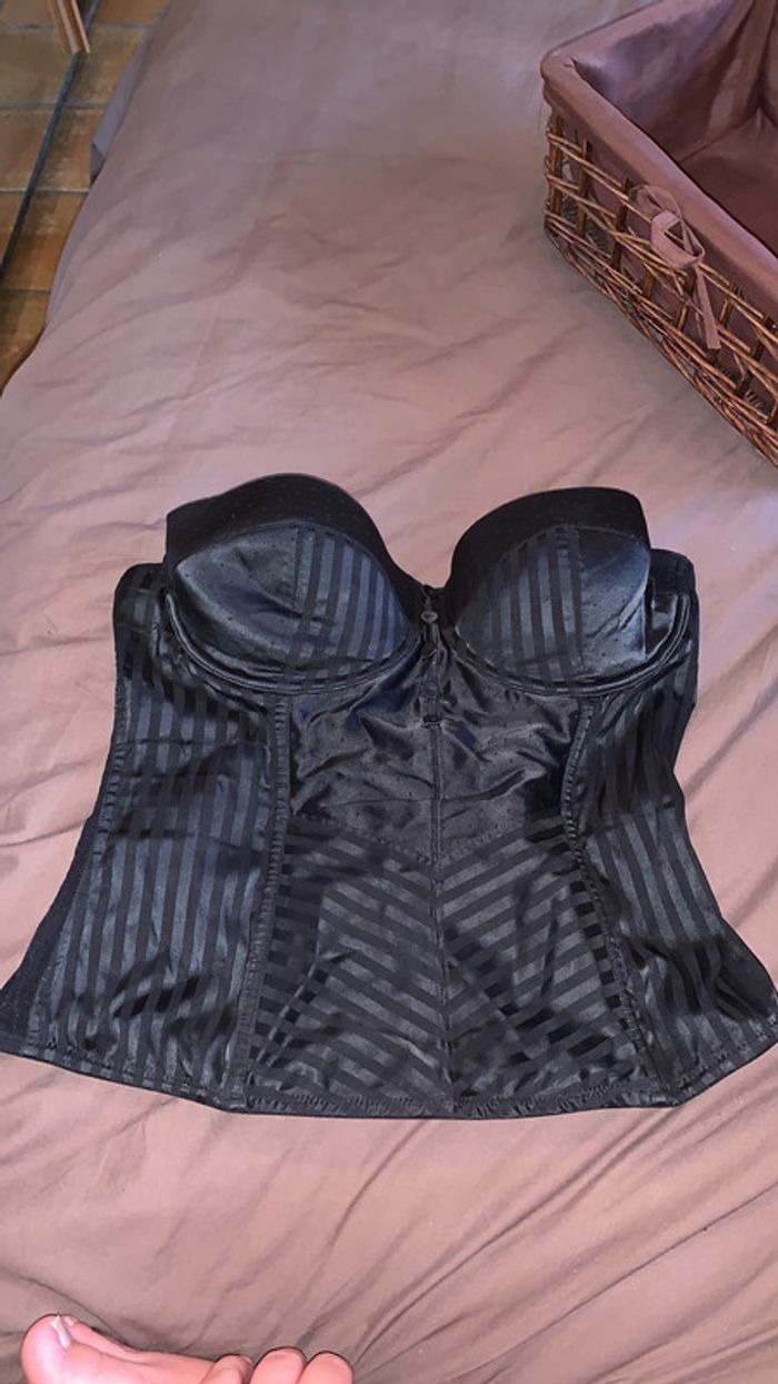 Body H&M taille M noir rayé