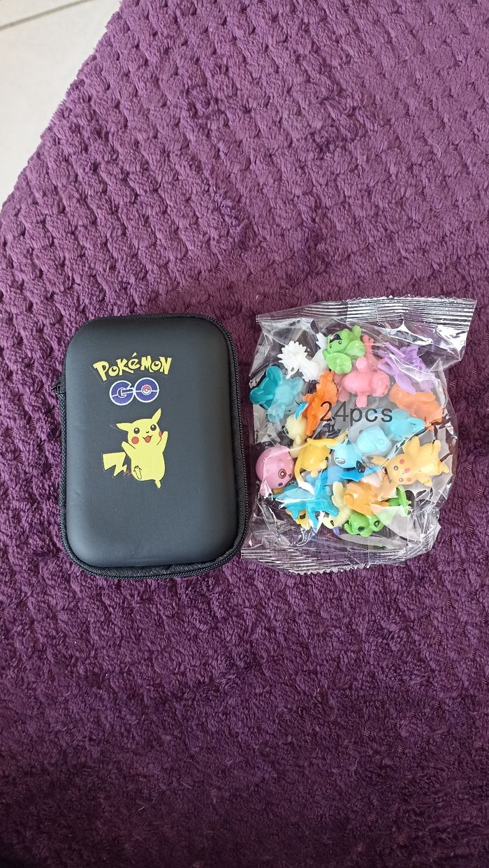Pochette pokémon Figurines