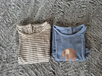 Lot 2 pyjamas 18 mois
