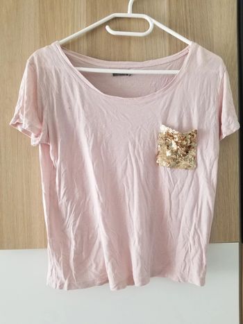 Joli t-shirt rose pâle