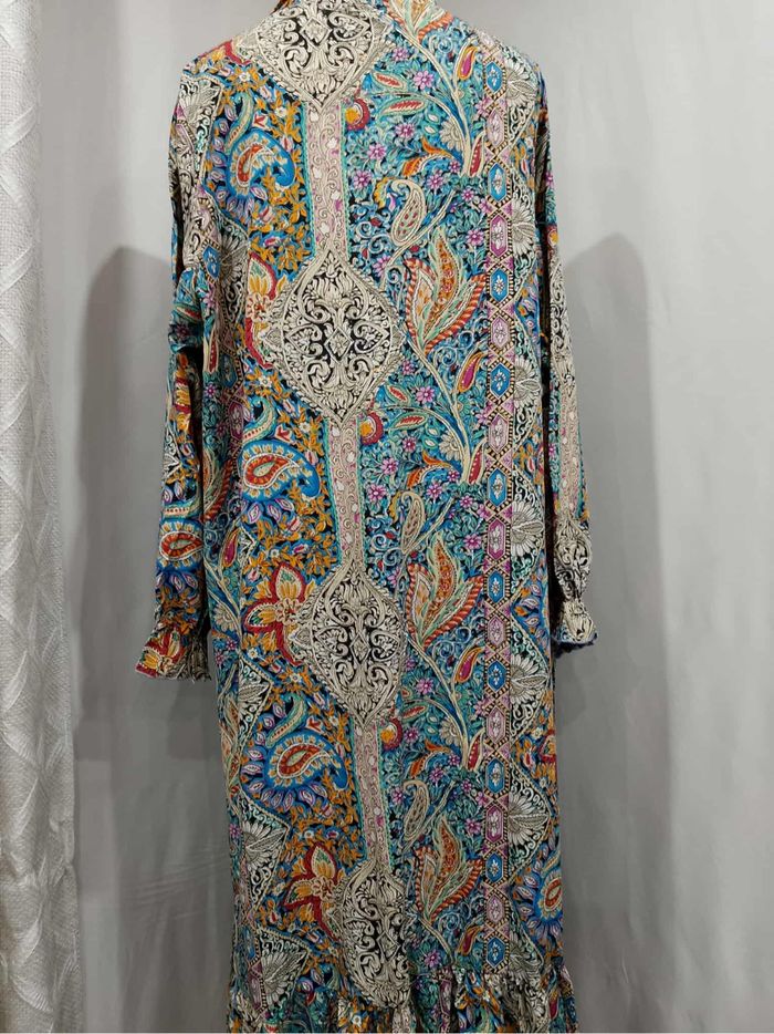 Robe bohème multicolore grande taille 50 ample, manches longues et ourlet volanté - photo numéro 3