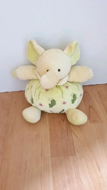 Peluche éléphant