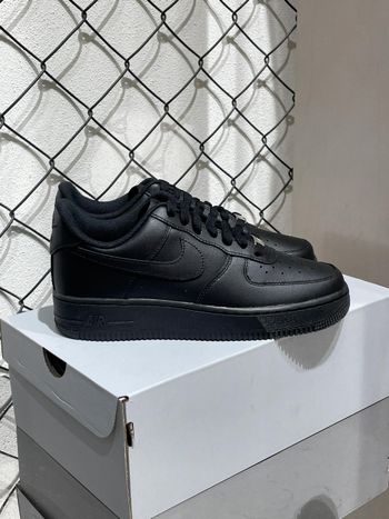 Nike SNCke Air Force Taille 37.5