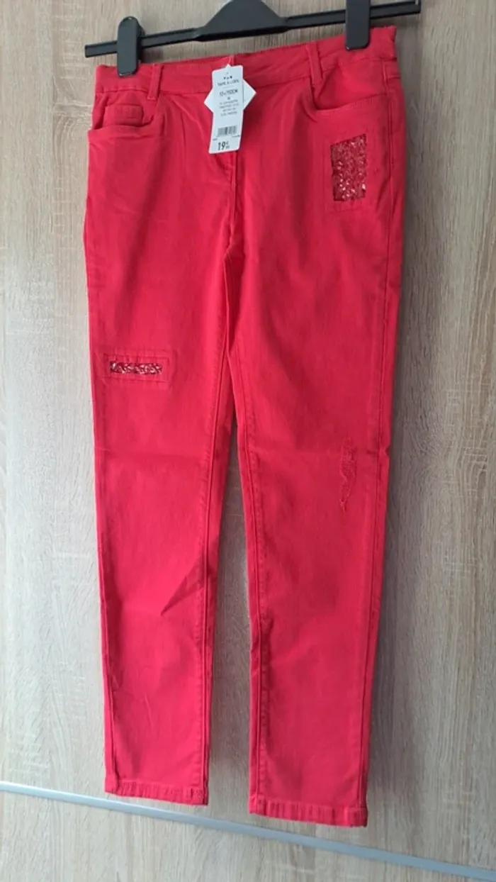 Jeans tape a l'œil rouge 12 ans +