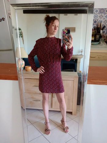 Robe  40 Bordeaux noire et blanche c77