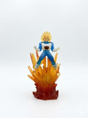 Figurine Vegeta Super Saiyan - Dragon Ball Z - Effet Aura d'Énergie