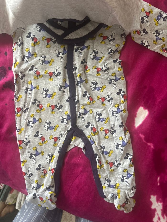 Ensemble bodie/bavoir - photo numéro 3