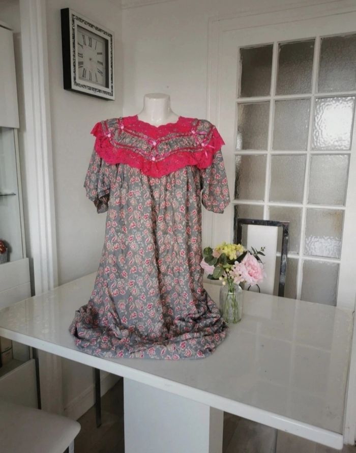 🩶🩷Jolie Robe Oriental Légère Et Fluide 🩶🩷 - photo numéro 9