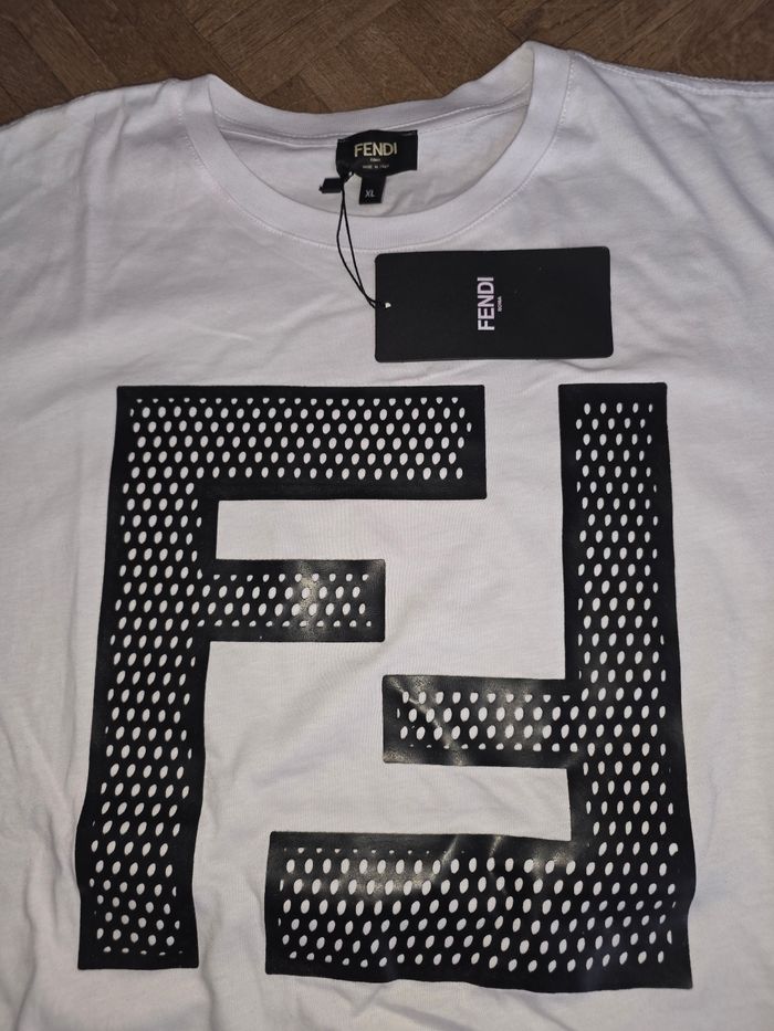 T-shirt Fendi