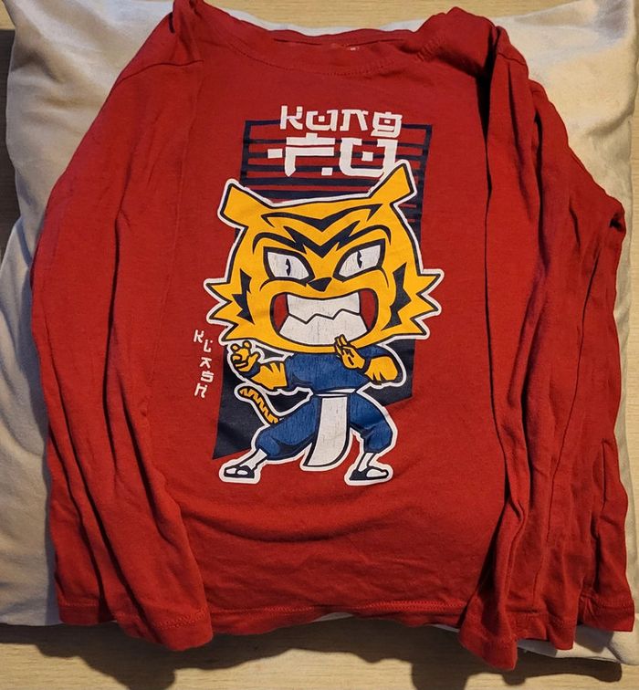 Tee shirt à manches longues Tissaia 6 ans