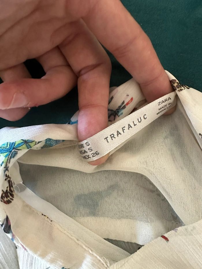 👚 Petit haut cache-cœur ZARA – taille S 🦒 - photo numéro 11