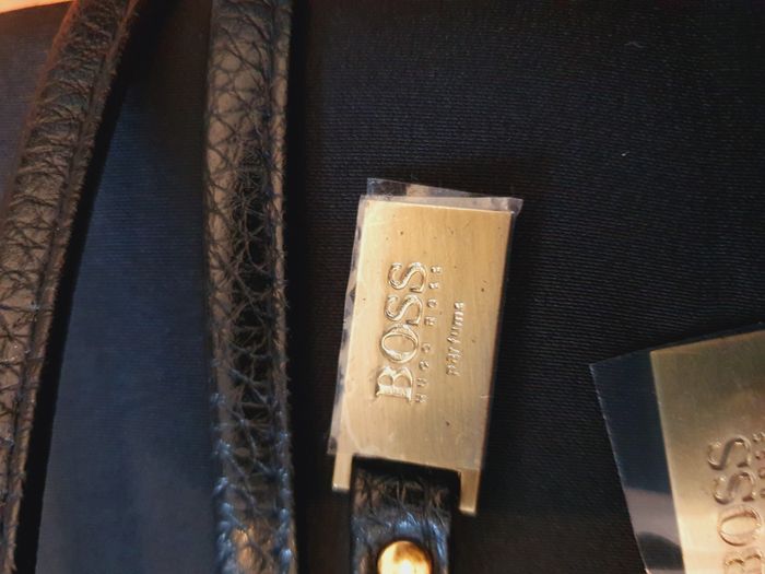 Pochette à Maquillage "HUGO BOSS" Neuve sous blister. - photo numéro 4