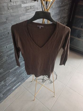 Pull col v