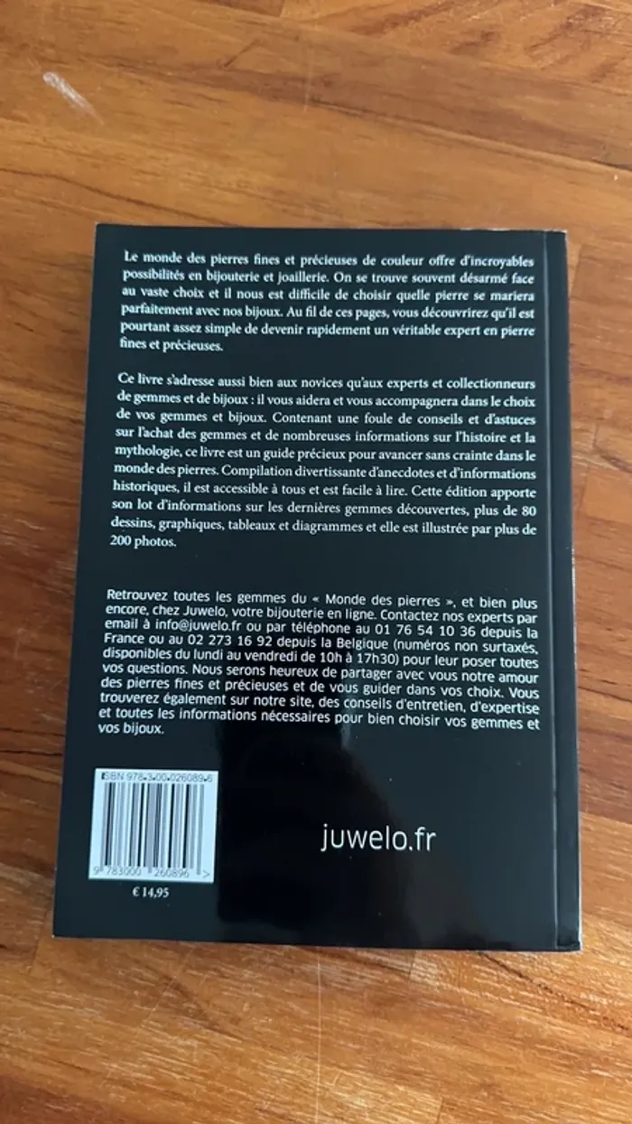 Livre le monde des pierres - photo numéro 2