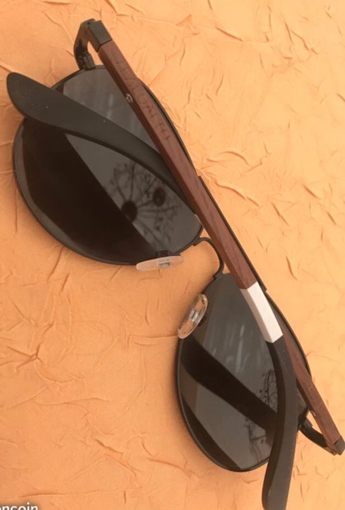 Lunettes de soleil - photo numéro 3
