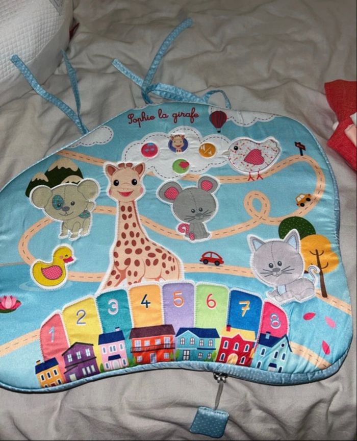 Jeu musical Sophie la girafe neuf