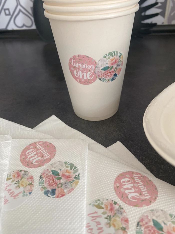 Lot vaisselle birthday thème fleuri champêtre one - photo numéro 6