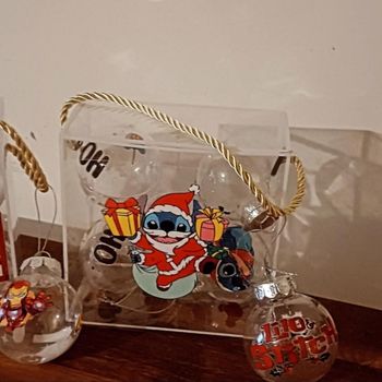 Coffret boule de noel stitch