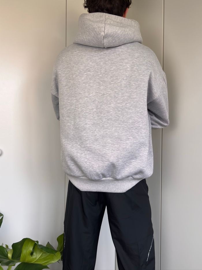 Sweat à Capuche Carhartt Noir et gris neuf sans étiquette - photo numéro 3