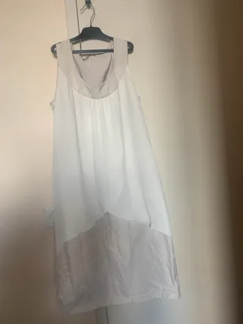 Robe blanche et mordoré