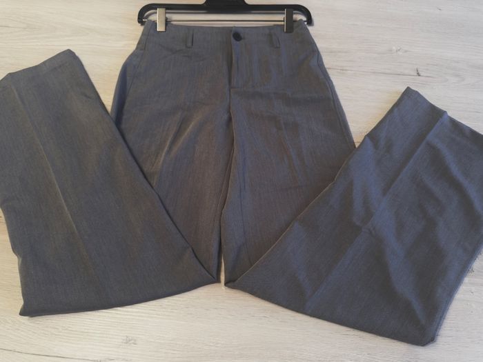 Pantalon gris - coupe droite / large - chic