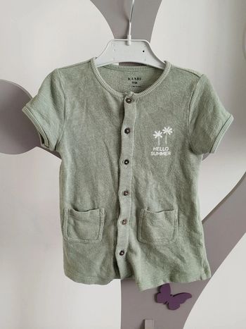 Combishort manches courtes verte taille 9 mois