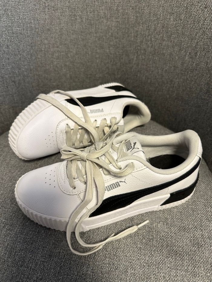 Baskets puma pointure 36 blanc /noir très bon état Carina