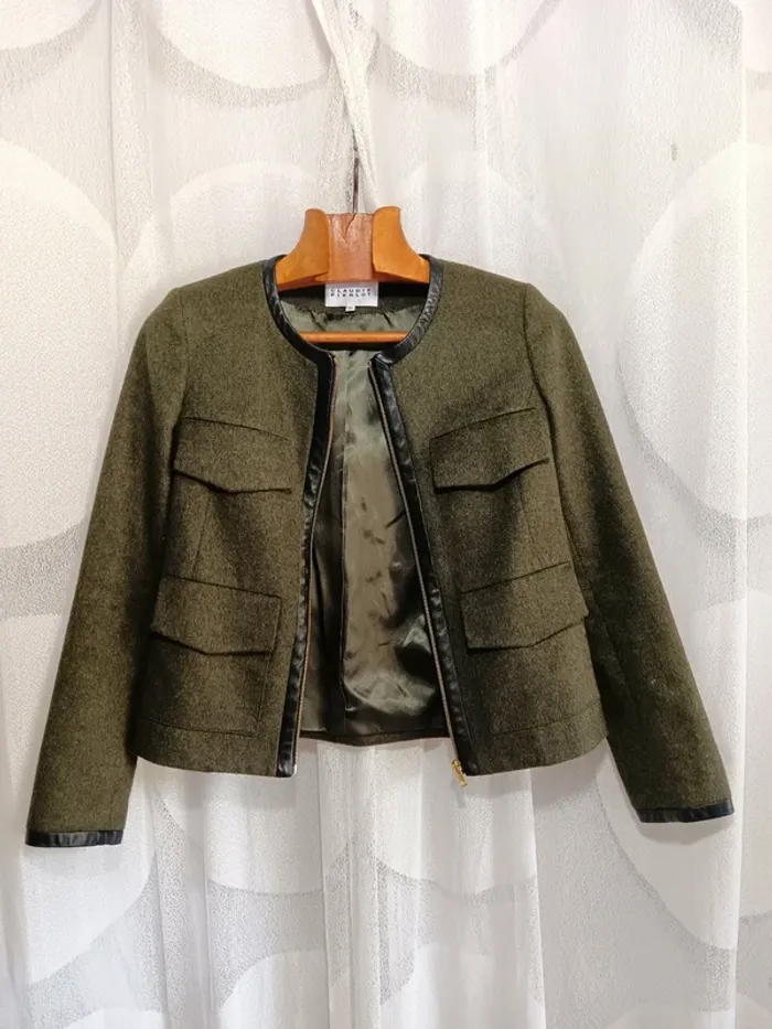 Claudie Pierlot "Veste courte en laine" t. 40