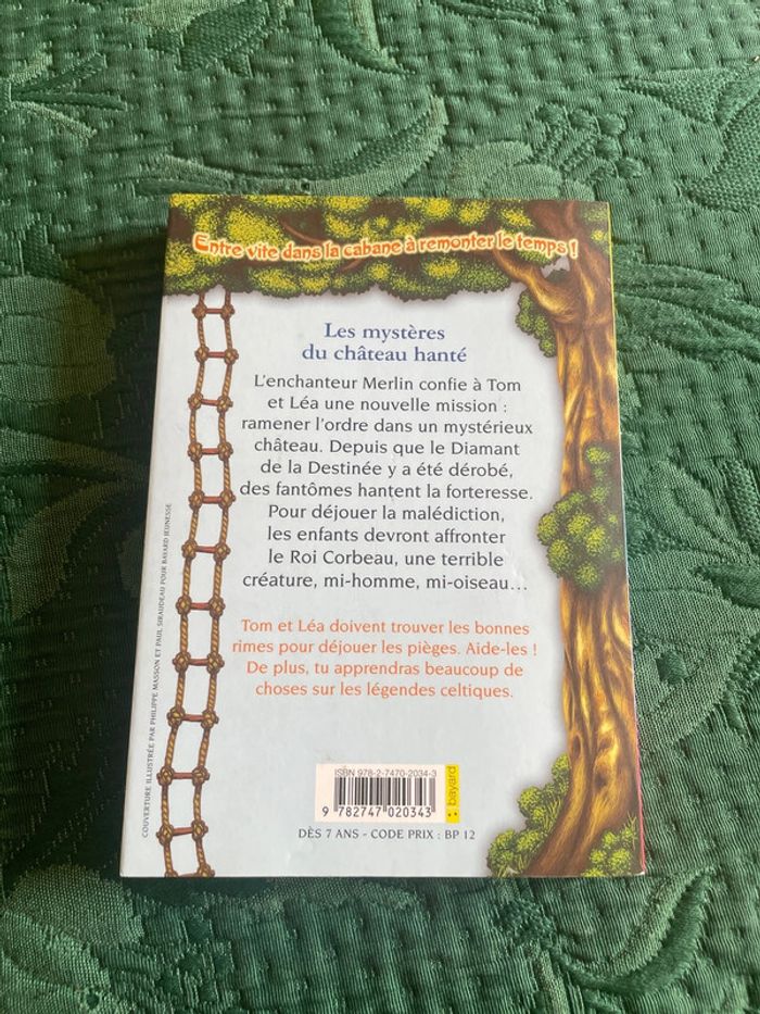 La cabane magique numéro 25 - Les mystères du château hanté - Mary Pope Osborne - photo numéro 2