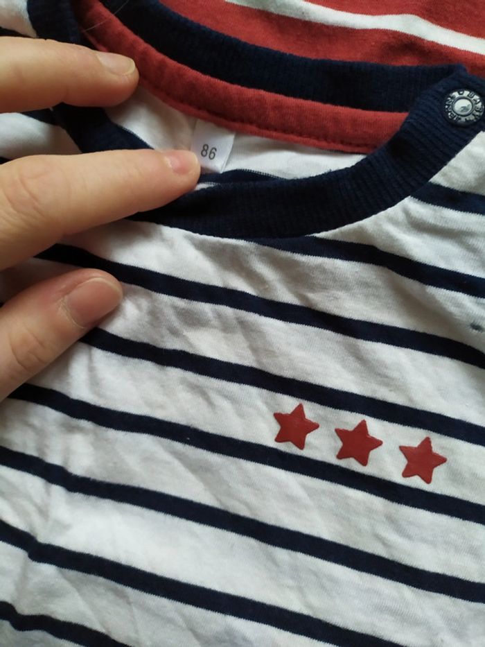 Lot de tshirt rayé blanc et rouge - photo numéro 2