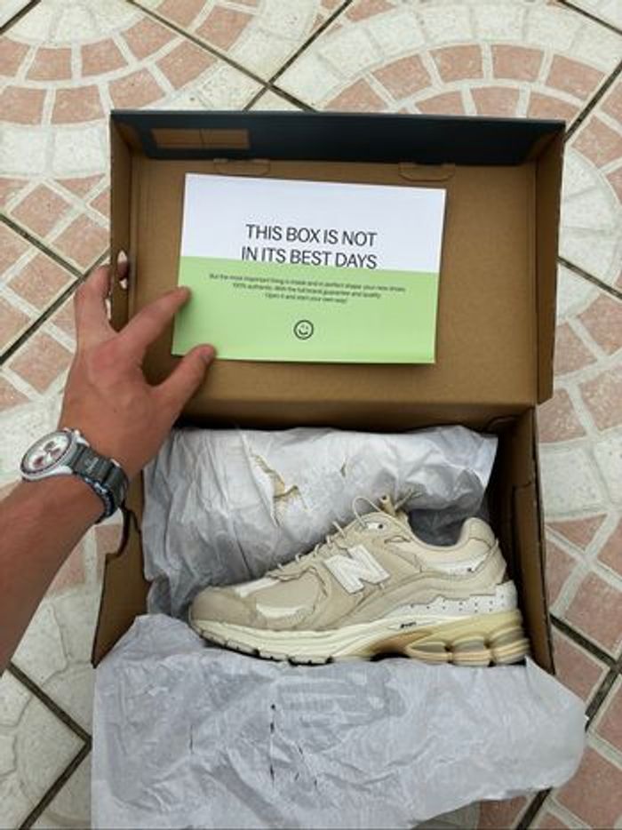 New Balance 2002R Protection Pack Sandstone - photo numéro 8