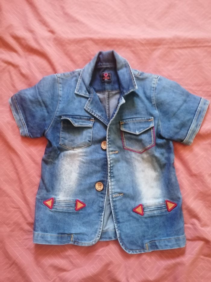 Veste en jean taille 8 ans