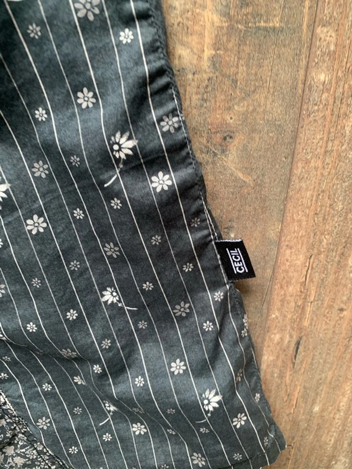Chemise manches courtes fleuries - photo numéro 5