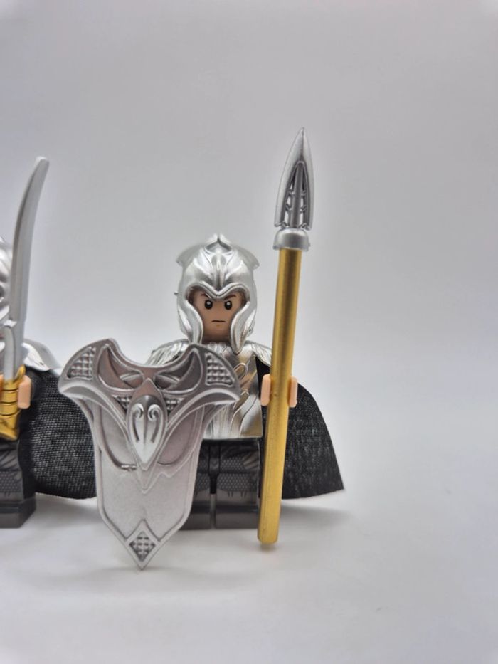 Figurines type lego 2 guerriers elfes seigneur des anneaux / hobbit - photo numéro 3