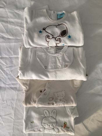 Pyjamas Bébé / 1 mois