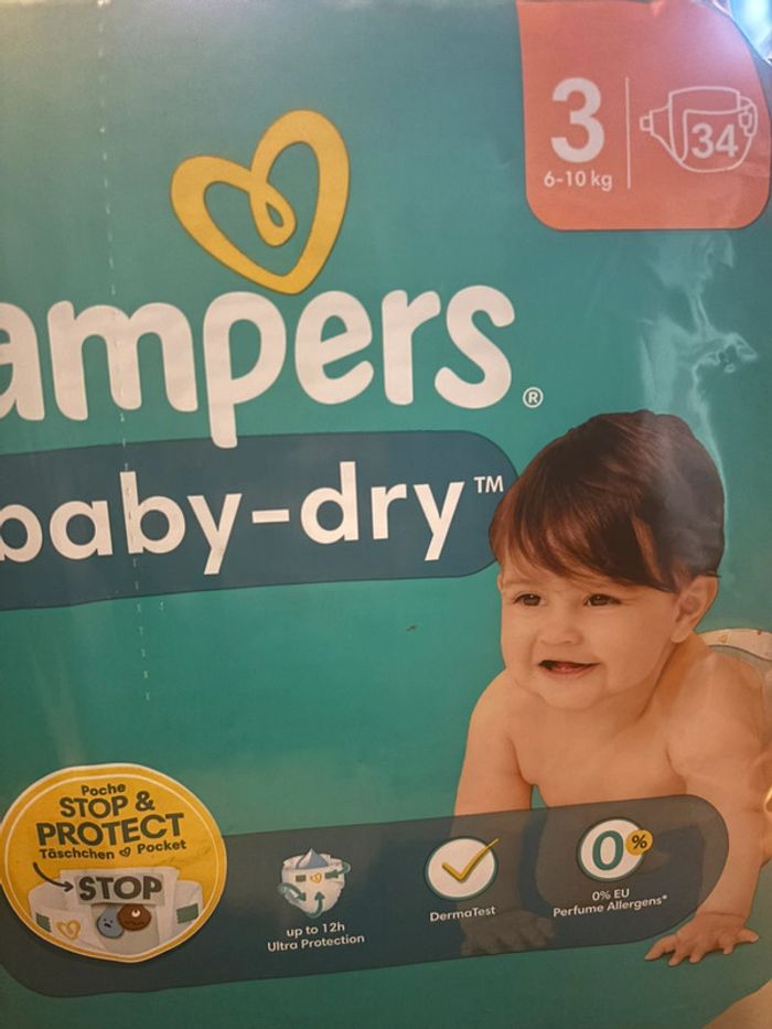 Lot couche Pampers taille 3 - photo numéro 3