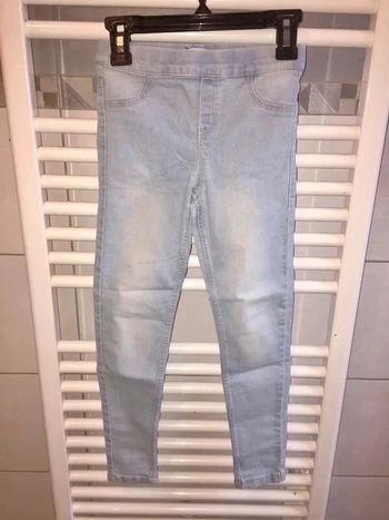 Jegging La Halle 8 ans en tbe à 5 euros