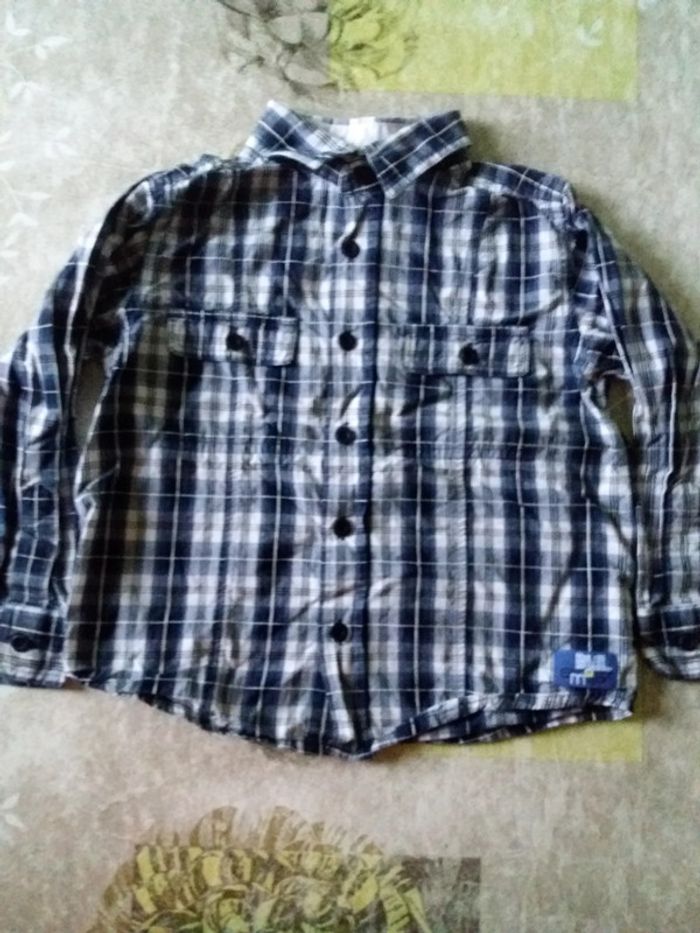 Chemise à carreaux