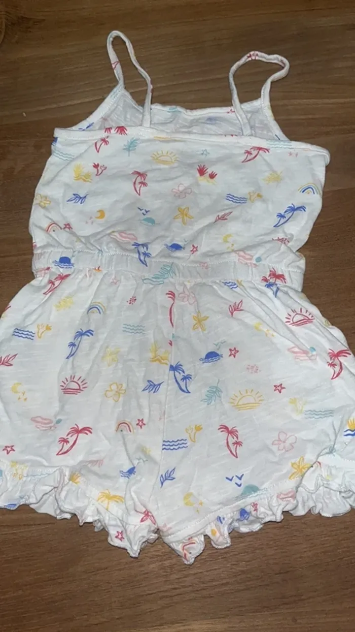 Combi short kiabi 4 ans ( taille petit ) - photo numéro 4