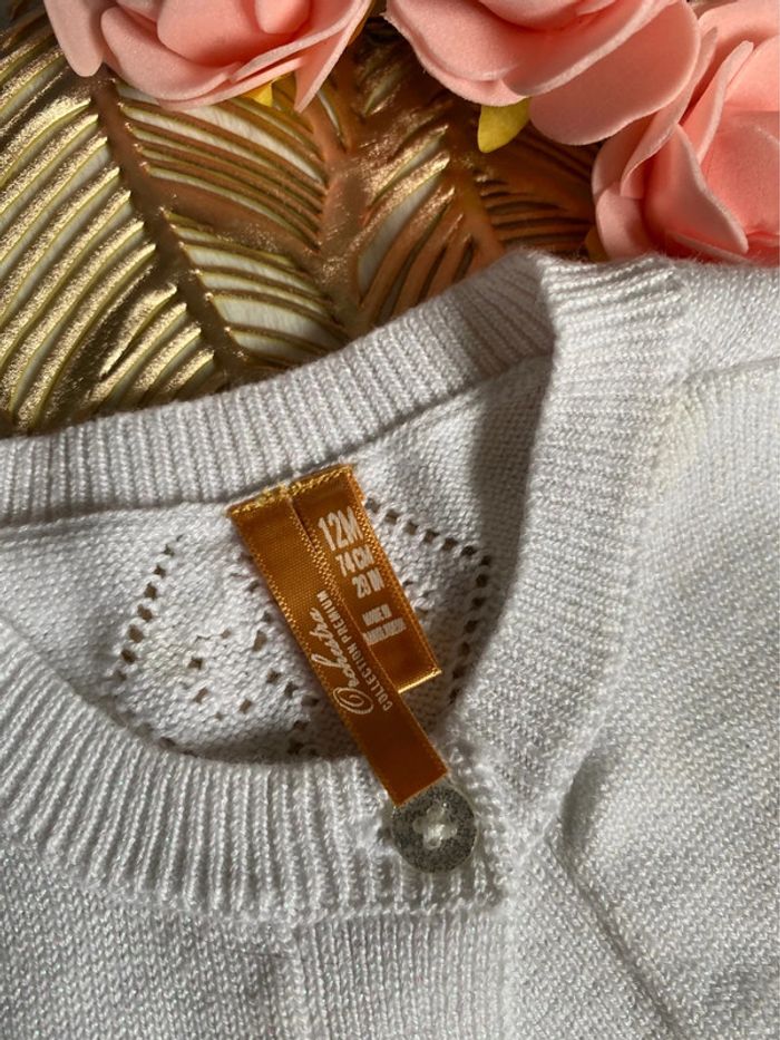 🩷🤍Lot 2 gilets bébé fille 12 mois – Orchestra blanc pailleté & Grain de Blé fuchsia TBE🩷🤍 - photo numéro 3