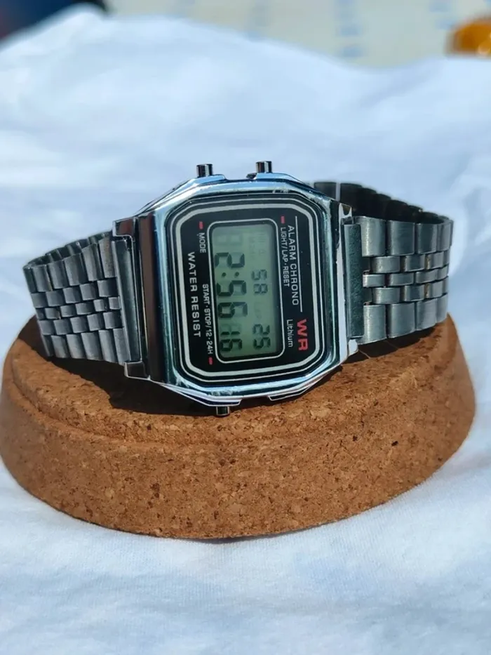 Montre digitale argentée, multifonctions sportifs - photo numéro 2