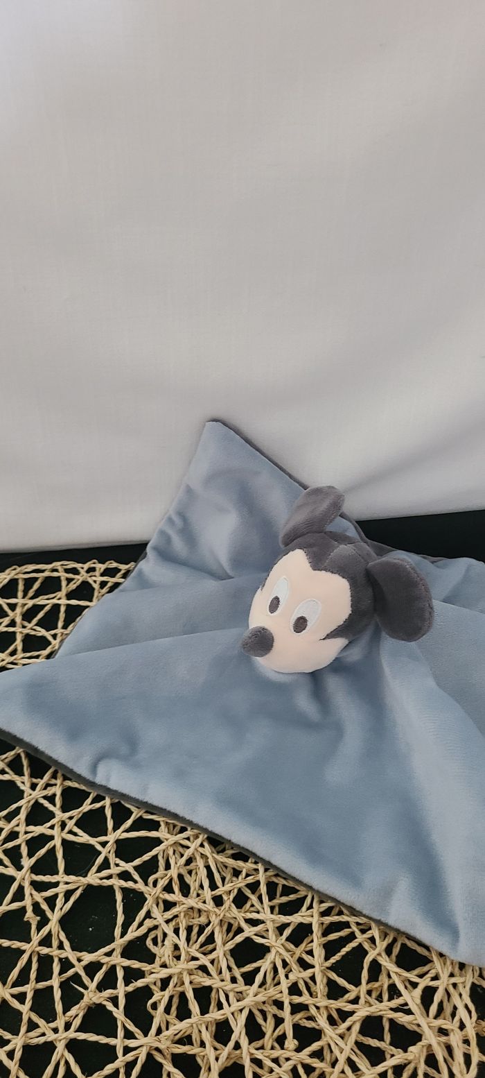 Disney PELUCHE DOUDOU MICKEY TONAL