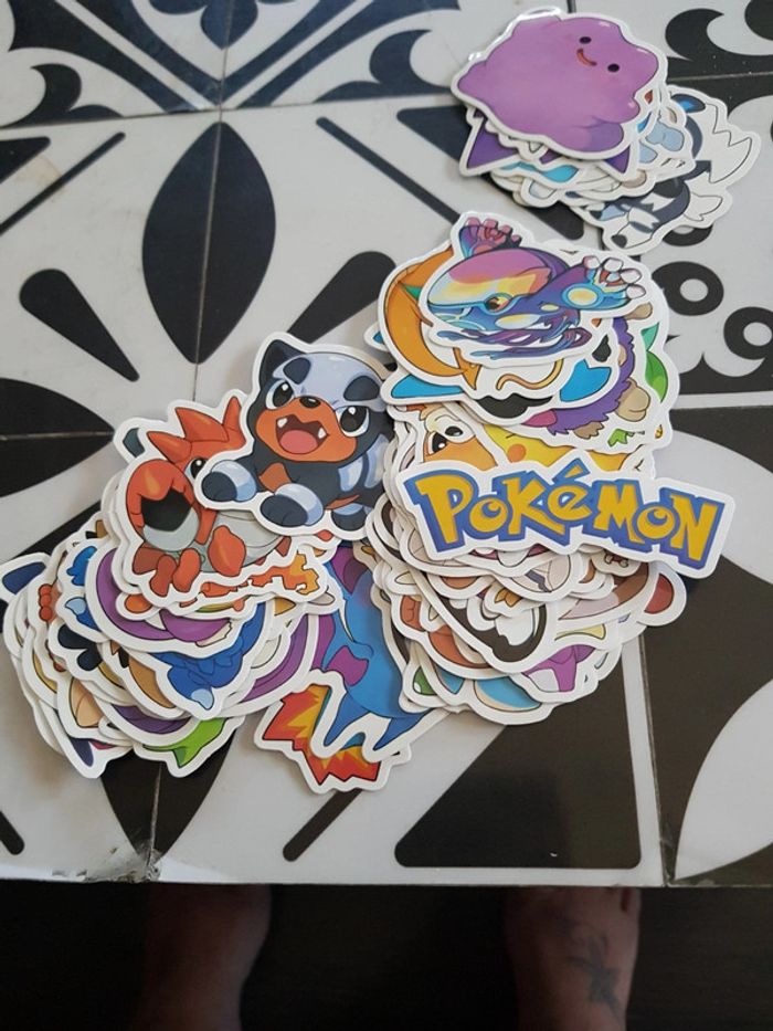 50 autoccolants Pokémon - photo numéro 2