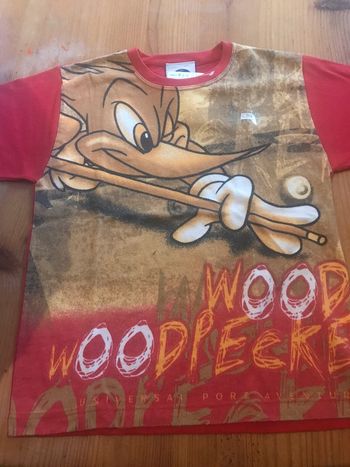 Tee shirt Port Aventura taille 6 ans