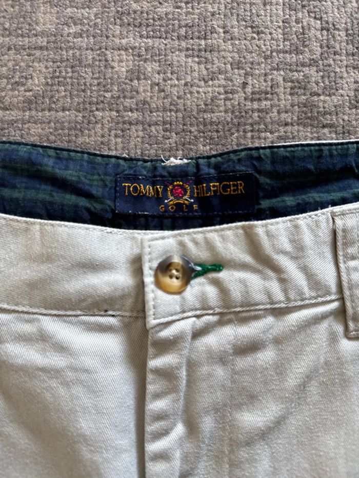 Short Tommy Hilfiger beige – Taille 42 FR – Look chic décontracté - photo numéro 4