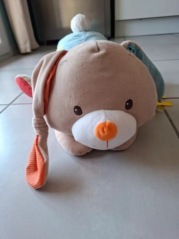 Peluche lapin activité