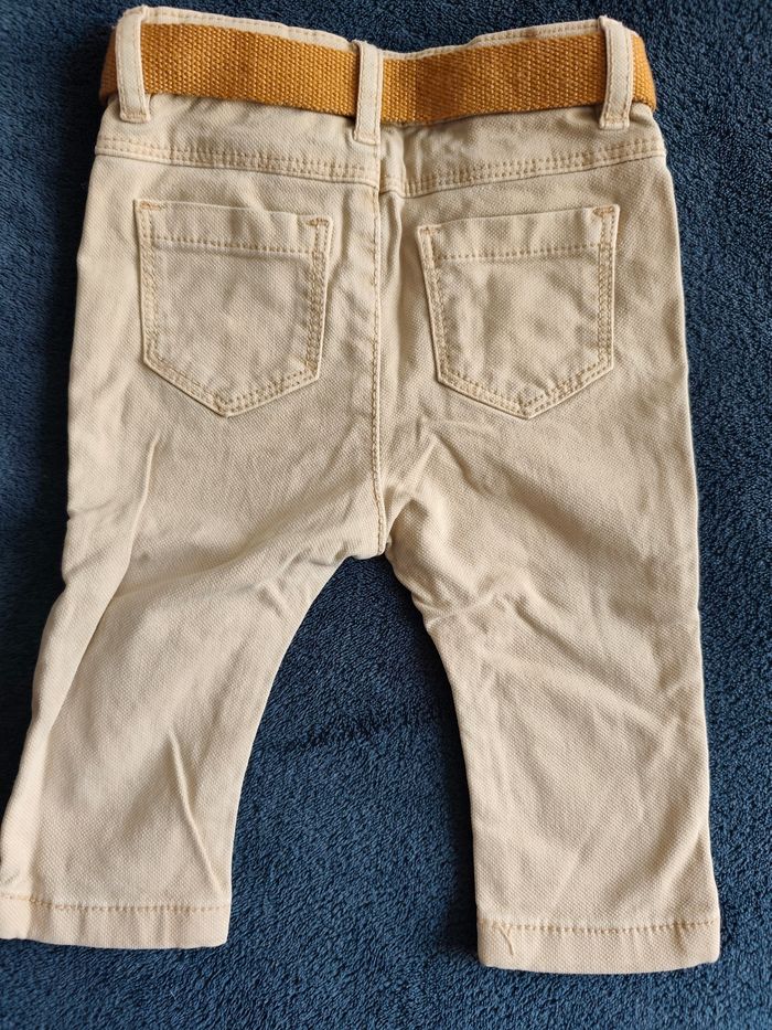 Jean garçon avec ceinture - photo numéro 2